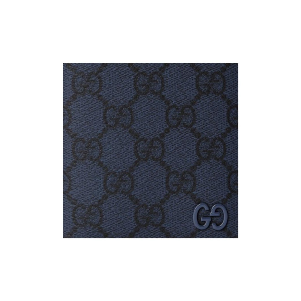 GUCCI GG Supreme Women's Dark Blue Leather Passport Holder | 795229